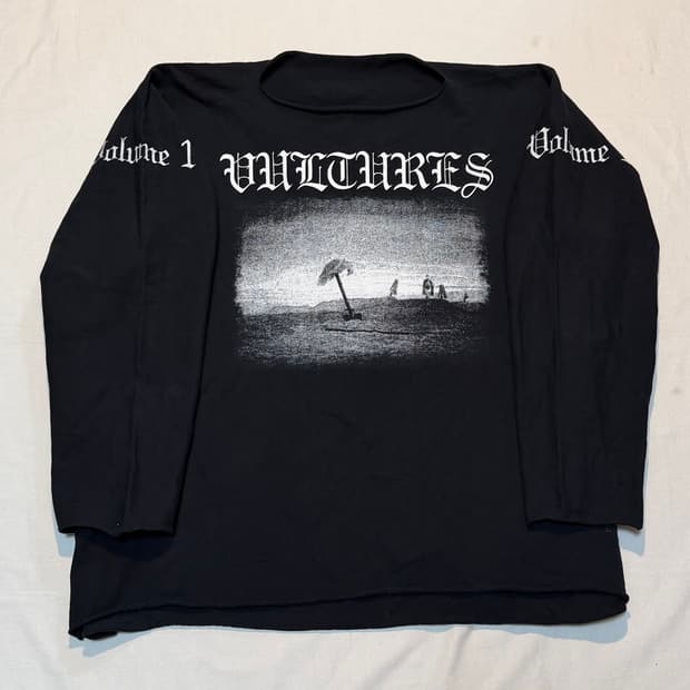 이지 벌쳐스 2 칸예 롱슬리브 티셔츠 블랙