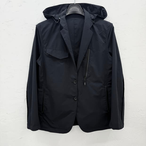 field core 리버시블 테크 블레이저