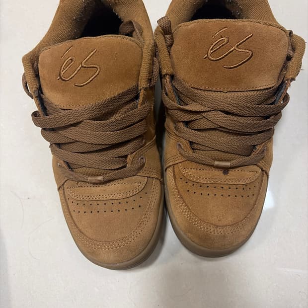 Es accel og 265 브라운