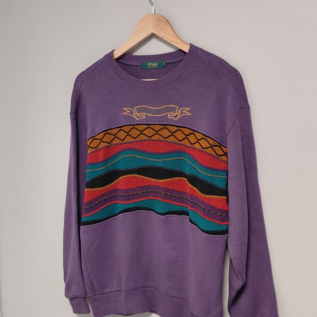 에스닉 패턴 퍼플니트