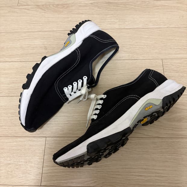 [M, 270] 꼼데가르송 간류 비브람 스니커즈