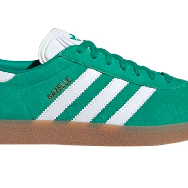 아디다스 가젤 코트 그린 클라우드 화이트 팝니다.