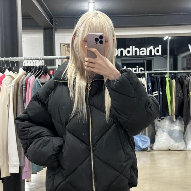 트루릴리젼 패딩 블랙