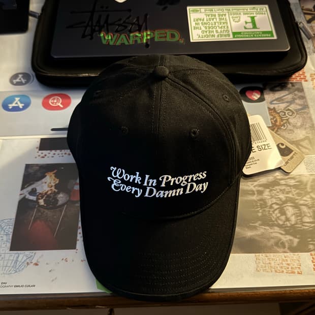 [OS] 칼하트 x 콤팩트 레코드바 볼캡 블랙