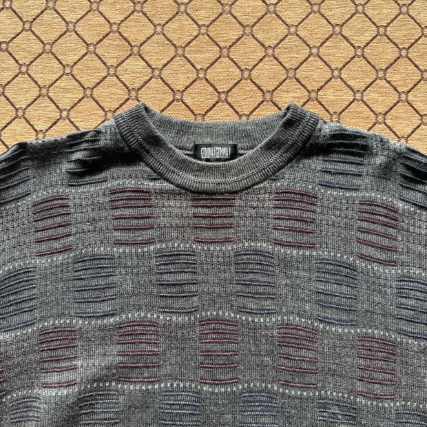 그레이 디테일 니트