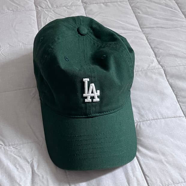 (착용10회 미만) MLB 녹색 캡모자