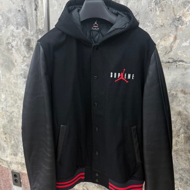 [XL]슈프림x조던 레더 바시티