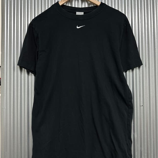 [S] 나이키 NIKE 센터 스우시 반팔티