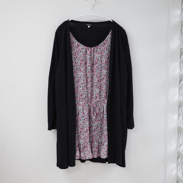 Layered cardian sleeve top 