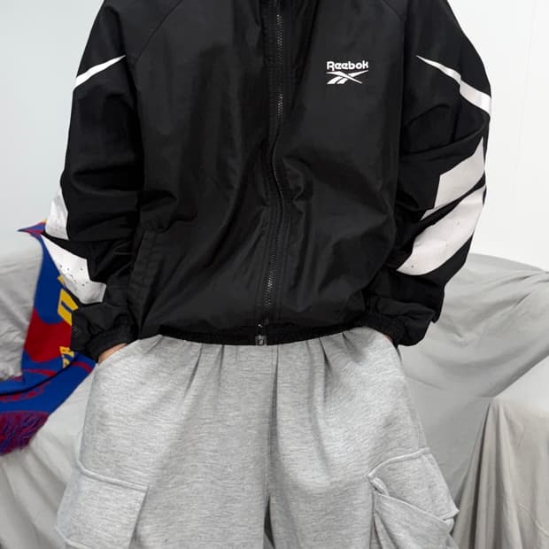 리복x크리틱 블랙 우븐 바람막이 자켓 S