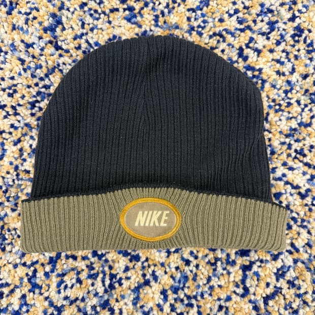 나이키 리버시블 니트비니 올드스쿨