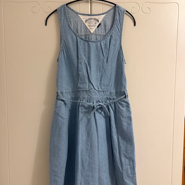 타미힐피거 연청 민소매 데님 원피스
