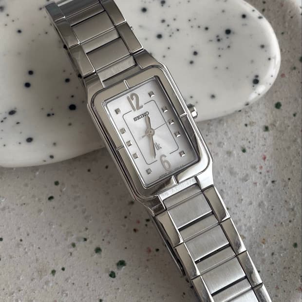Seiko 세이코 lk 루키아 스퀘어 쿼츠 화이트