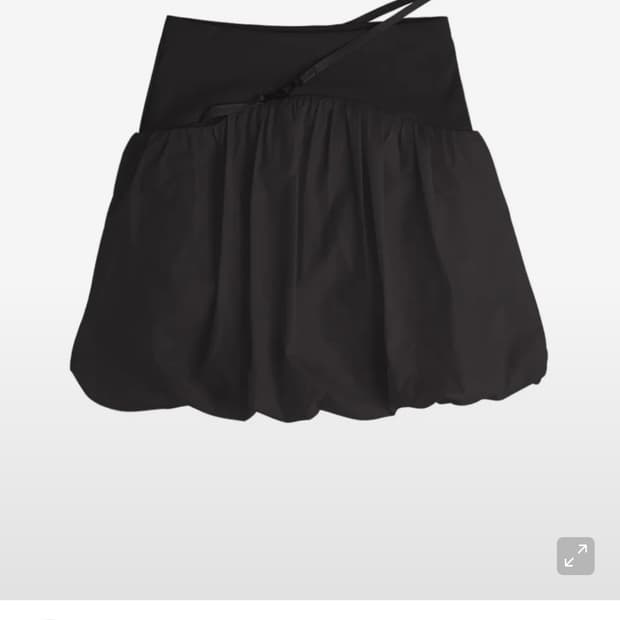 오호스 Reversible Midi Padded Skirt / Black