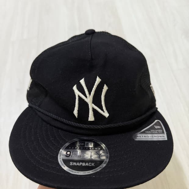 디스이즈네버댓 뉴에라 양키스 캡