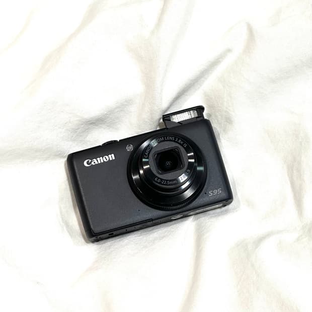 캐논 파워샷 S95 (Canon PowerShot S95)