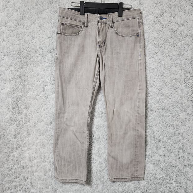 J394 [32] 리바이스 시그니쳐 데님 청바지
