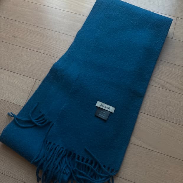 아비에무아 머플러 강민경