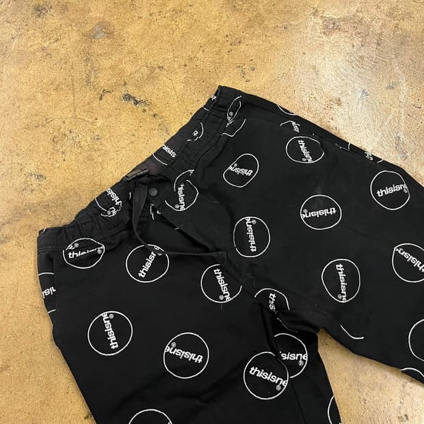[정품/L] 디스이즈네버댓 블랙 패턴 바지 b15