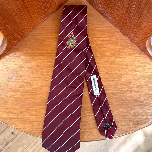 돌체앤가바나 스트라이프 넥타이