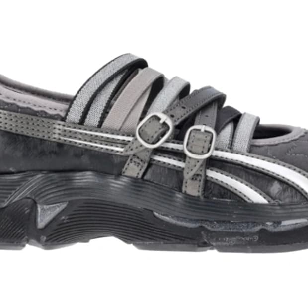 아식스 키코헤븐 240