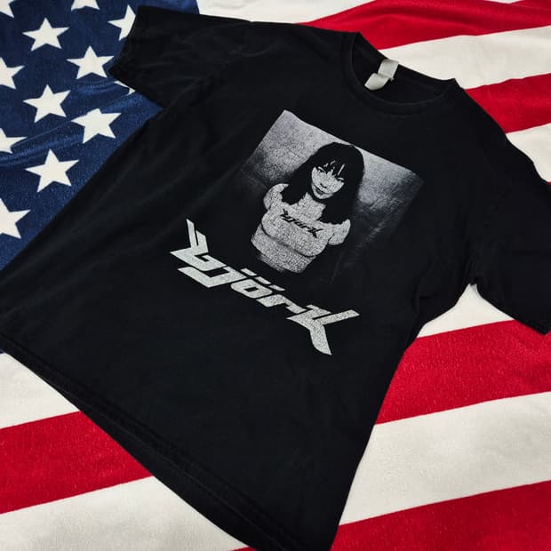 Bjork 비요크 반팔 티셔츠 블랙