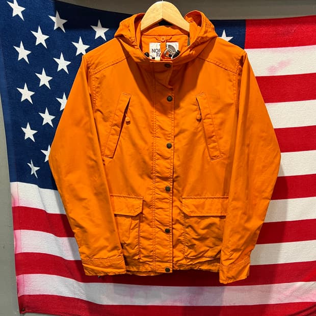노스페이스 후드 바람막이 자켓