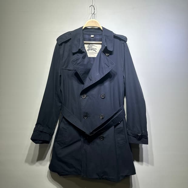 버버리 트렌치 코트 판매합니다