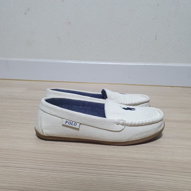 폴로 랄프로렌 화이트 캔버스 로퍼 230