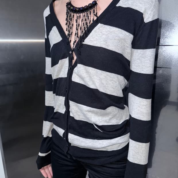 구해요)스트라이프가디건stripecardigan