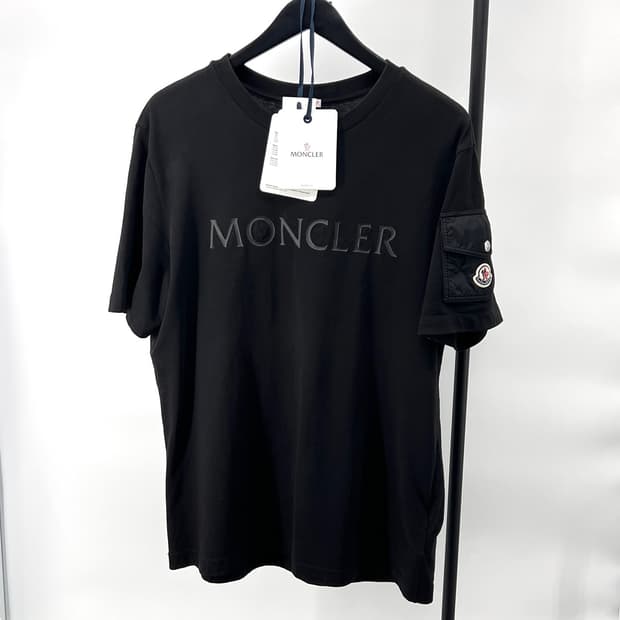 몽클레어 로고 반팔 티셔츠 블랙