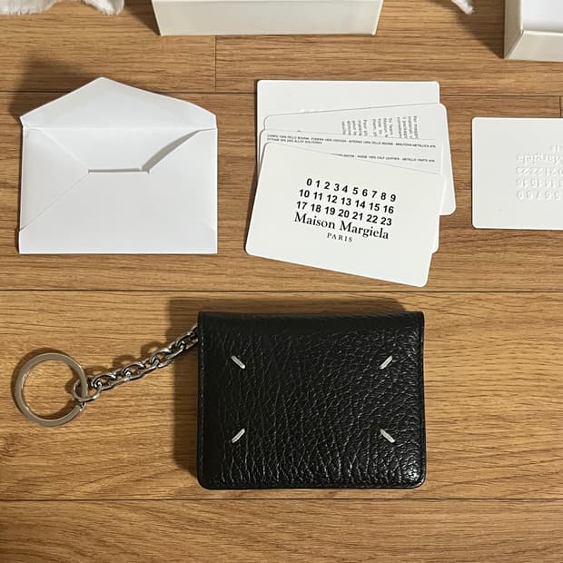 메종 마르지엘라 키링 카드지갑 블랙 풀구성