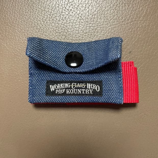 캐피탈 컨트리 코인지갑 팔찌