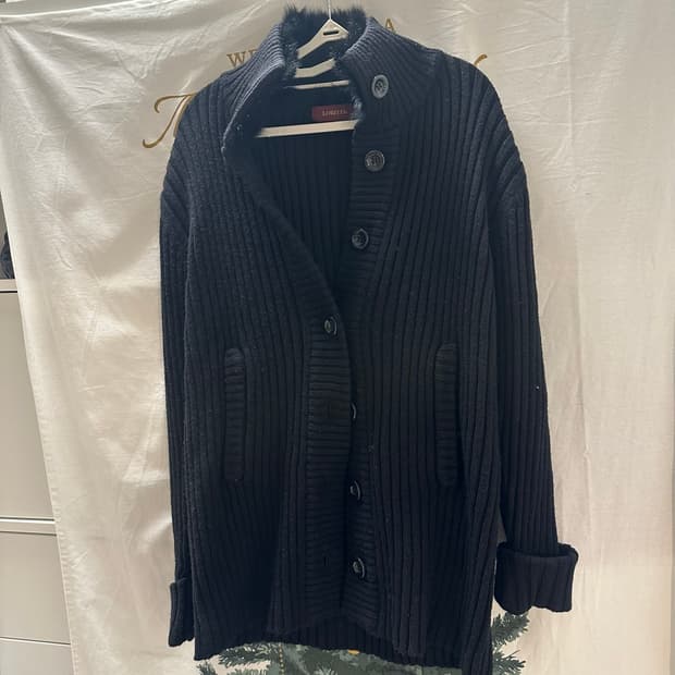 Lorriti 퍼 카라 니트 가디건 블랙
