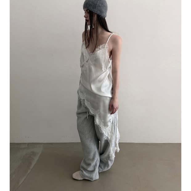 올드클래식웨어 레이어드 롱 레이스 슬립 화이트