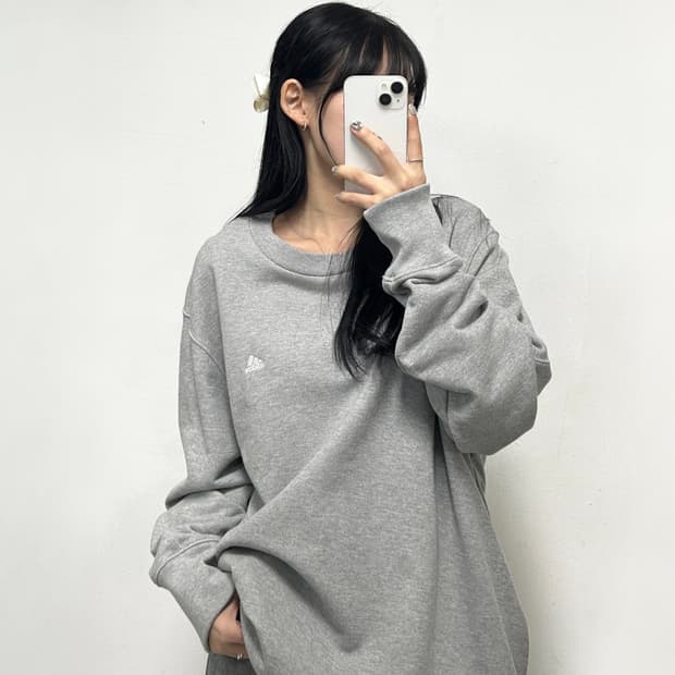 아디다스 맨투맨 