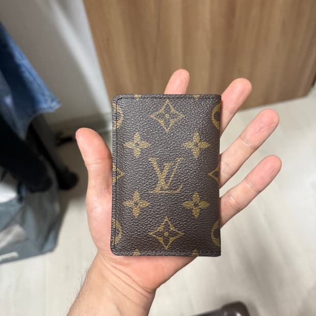 루이비통 지갑