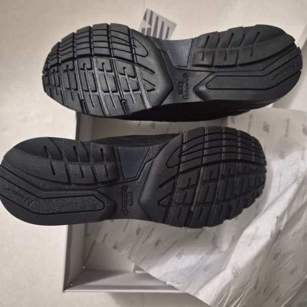 뉴발란스 992 새상품 270사이즈