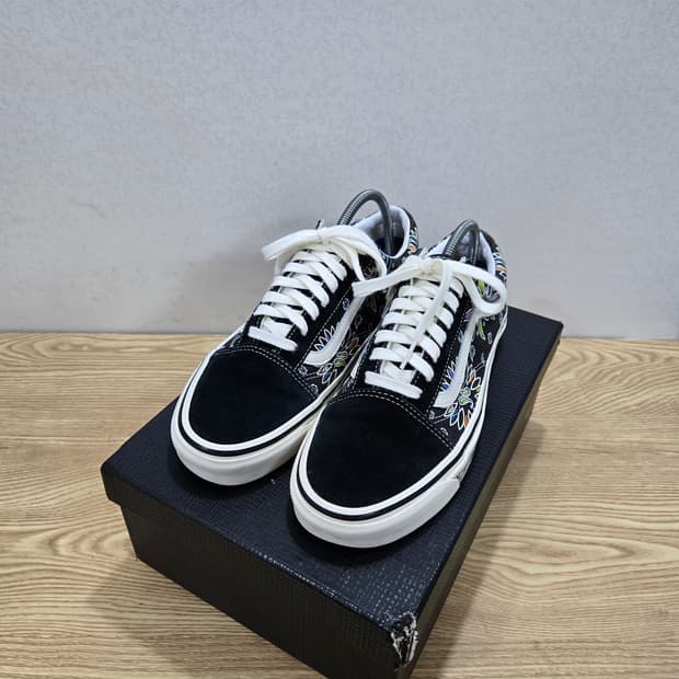 270 반스 애너하임 36DX 올드스쿨 페이즐리