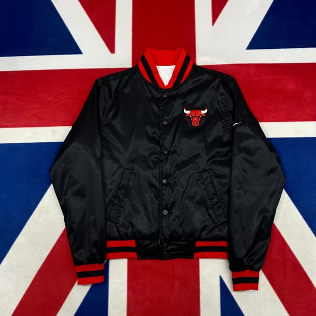 나이키 시카고불스 코트사이드 리버시블자켓 M 실측L 