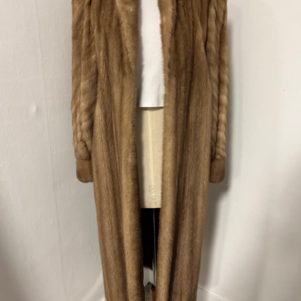 EMBA 로얄퀄리티 아메리칸 밍크 롱코트