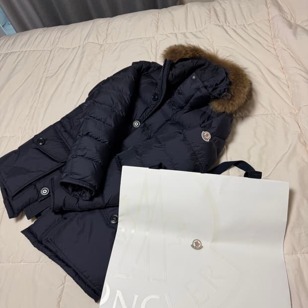 몽클레어클루니 다크네이비 5사이즈