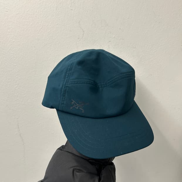 아크테릭스 아웃도어 모자