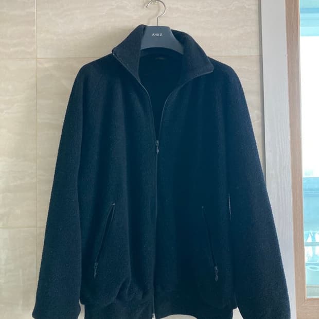 3 코모리 울 후리스