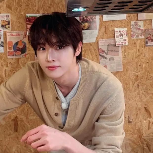 [M] 렉토 더블 레이어 레이어드 니트 베이지