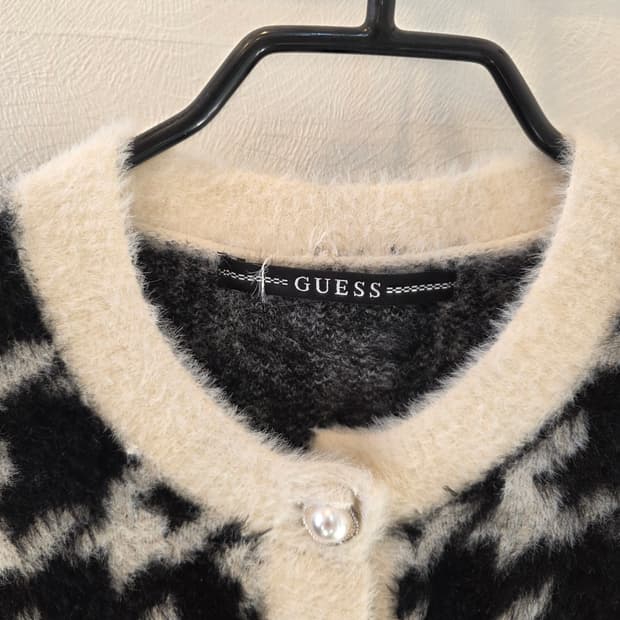 GUESS 하운즈투스  스웨터 가디건