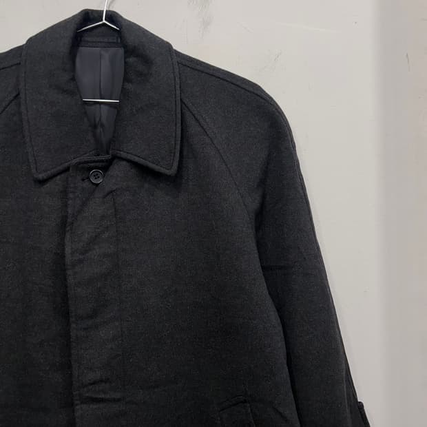 피에르 발망 퓨어 케시미어 래글런 하프코트