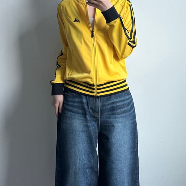 아디다스 자수로고 사이드라인 옐로우 져지