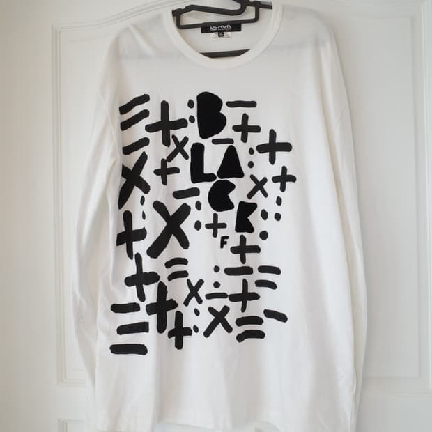 BLACK mathematical symbol long sleeve