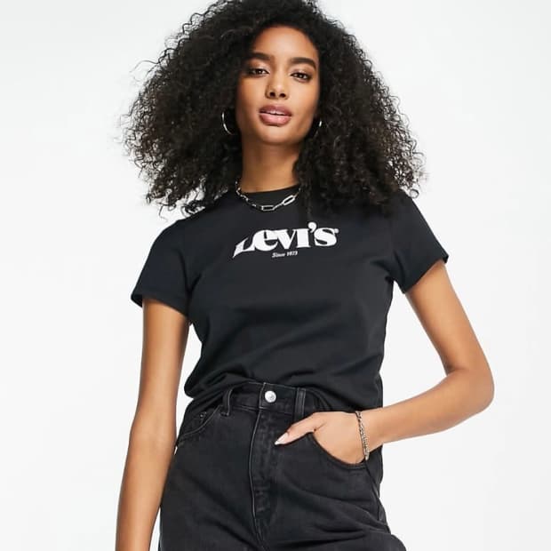 리바이스 릴렉스드핏 티셔츠 M